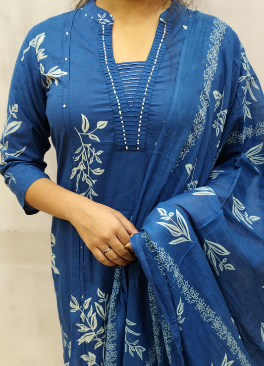 Indigo Blue Leaf Print Cotton Suit Set with Pintuck Neckline