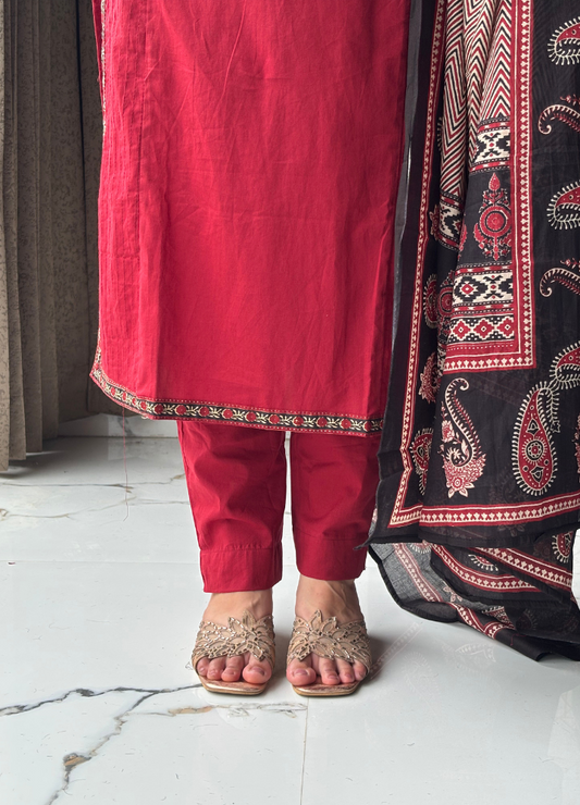 Maroon & Black Embroidered Kurta Set with Printed Dupatta | Anziva Fashion