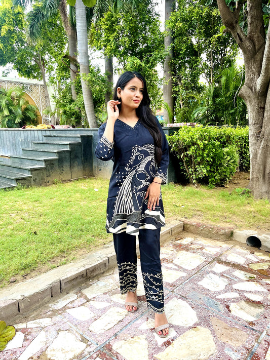 Black Handprint-Inspired Kurta Pant Set