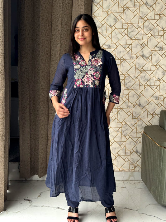 🌌 Navy Blue Floral Embroidered Anarkali Set