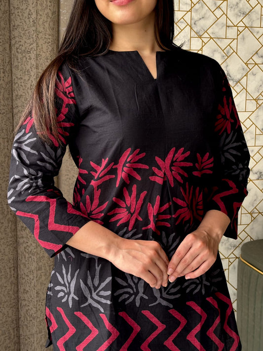 🖤 Black & Red Bold Leaf Print Co-ord Set
