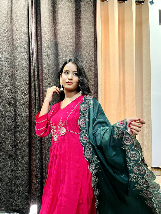 Pink Kurta Set with Teal Embroidered Dupatta